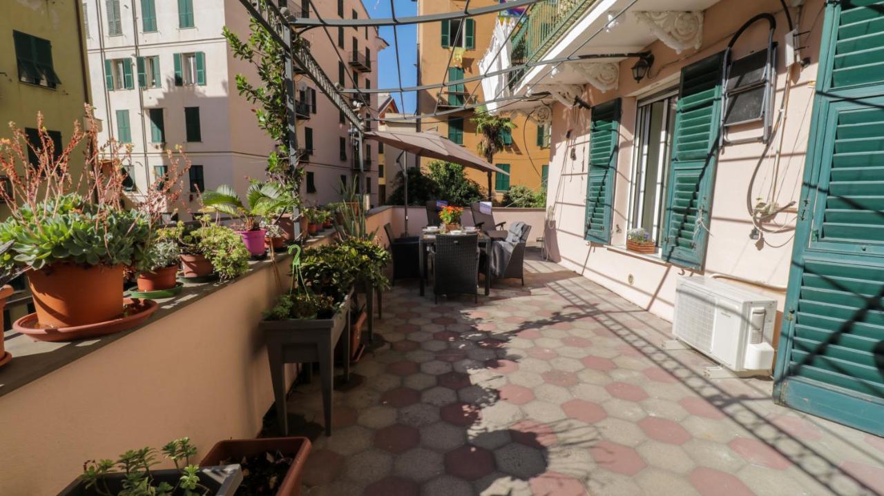 Sole, Terrazza, Centro Citta E Wi-Fi Veloce! Apartment Genoa Exterior photo